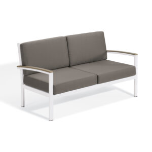 Travira Cushion Loveseat